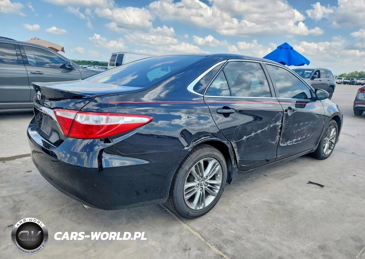 2017 Toyota Camry Se VIN:4T1BF1FK8HU680218 - 3
