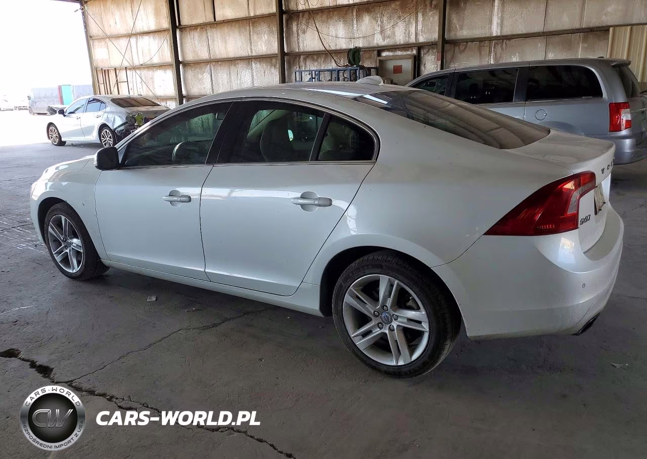 2015 Volvo S60 Platinum VIN:YV1612TD0F2301716 - 2