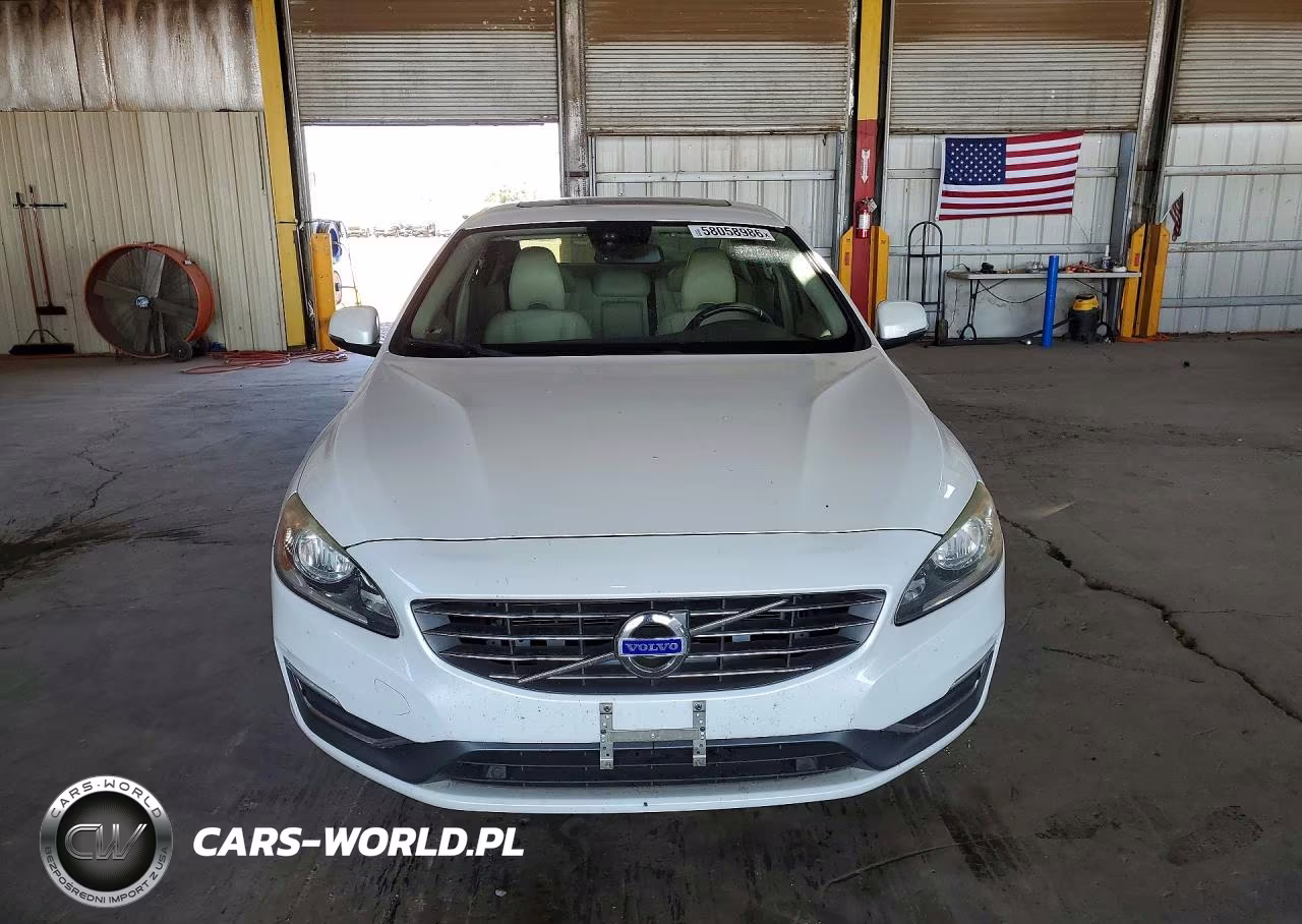 2015 Volvo S60 Platinum VIN:YV1612TD0F2301716 - 5