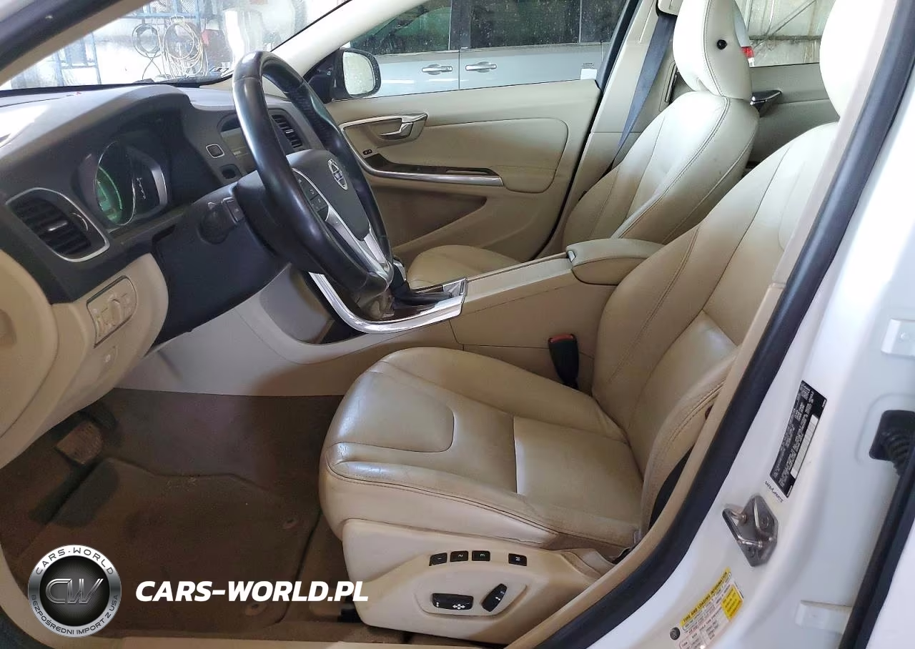 2015 Volvo S60 Platinum VIN:YV1612TD0F2301716 - 7
