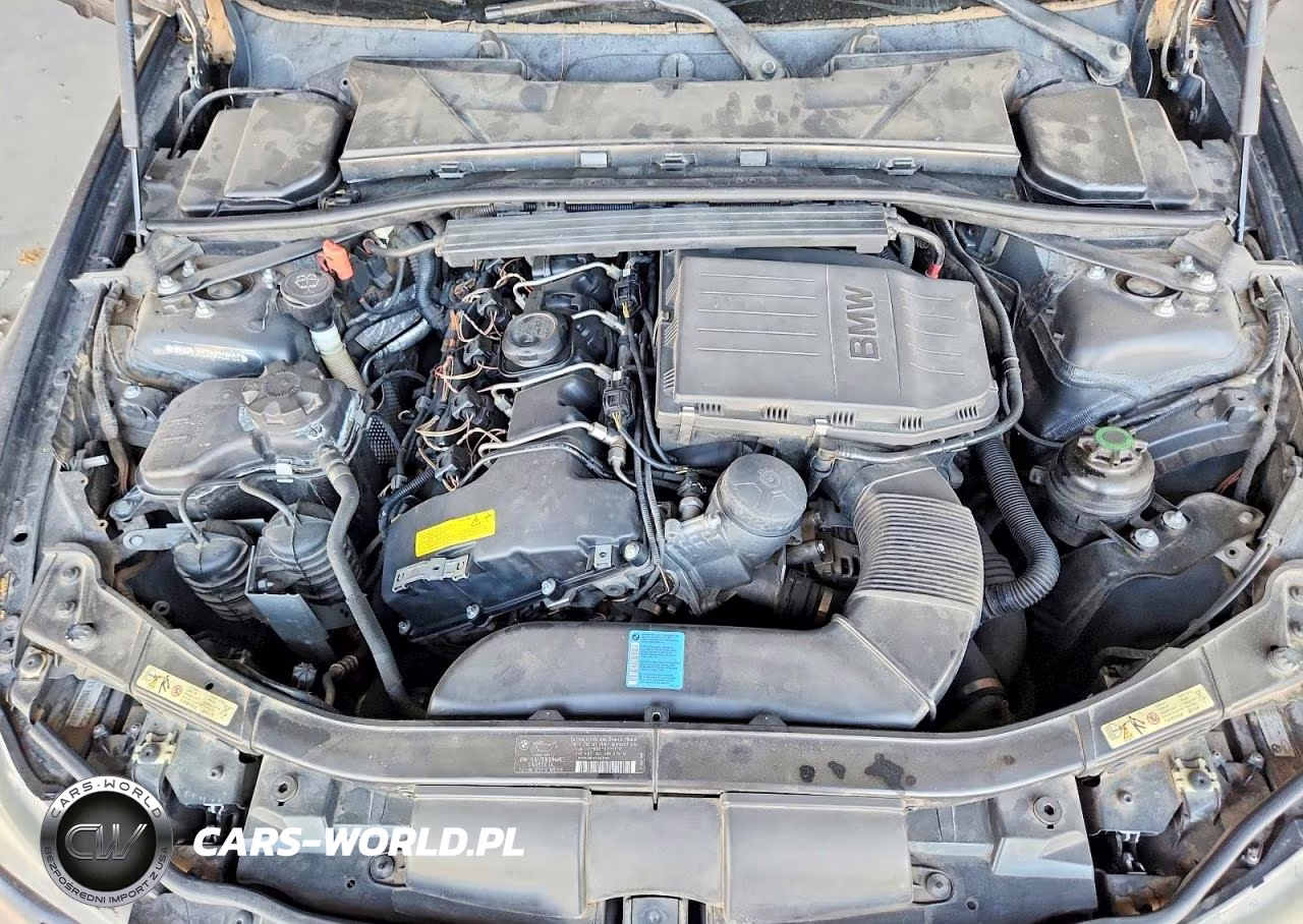 2010 BMW 335 Xi VIN:WBAPL3C52AA408104 - 11