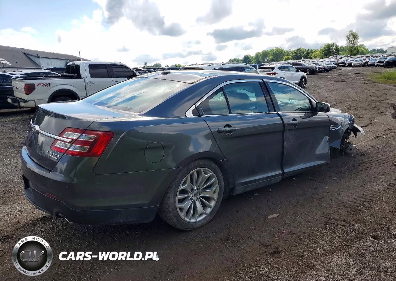 2018 Ford Taurus Limited VIN:1FAHP2F83JG128254 - 3
