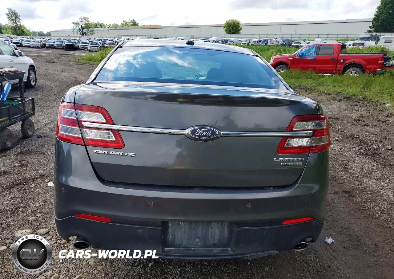 2018 Ford Taurus Limited VIN:1FAHP2F83JG128254 - 6