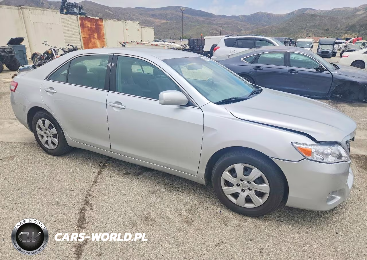 2010 Toyota Camry Le VIN:4T4BF3EK0AR021719 - 4