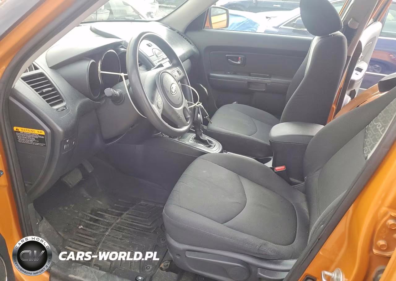 2011 Kia Soul + VIN:KNDJT2A29B7215541 - 7