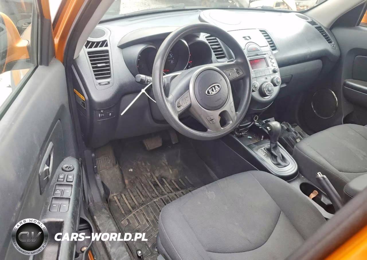 2011 Kia Soul + VIN:KNDJT2A29B7215541 - 8