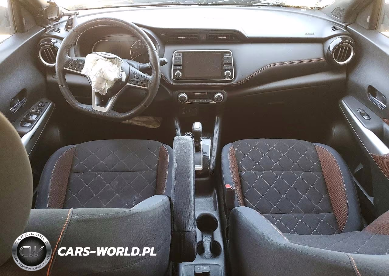 2018 Nissan Kicks S VIN:3N1CP5CU9JL532326 - 8