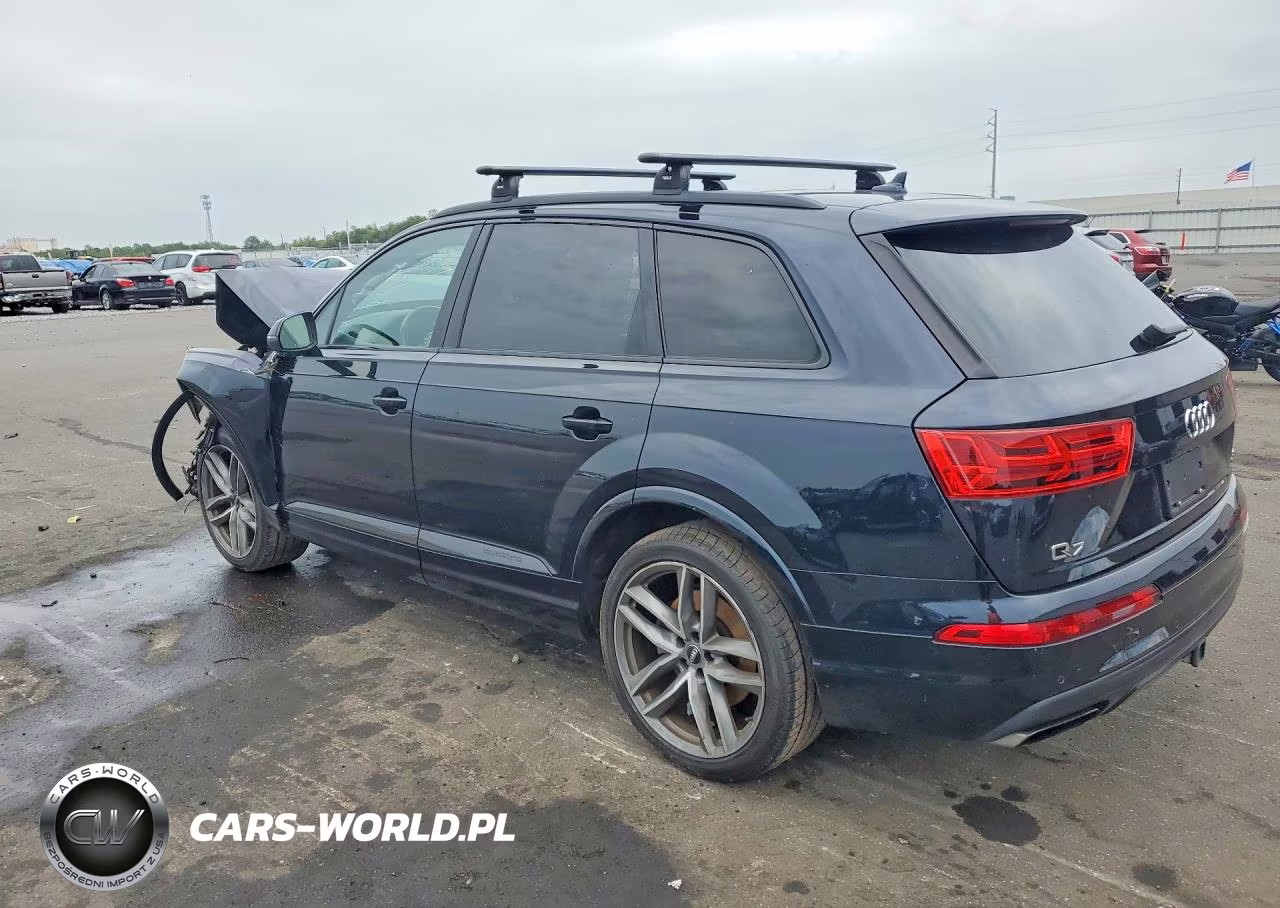2017 Audi Q7 Prestige VIN:WA1VAAF7XHD035852 - 2