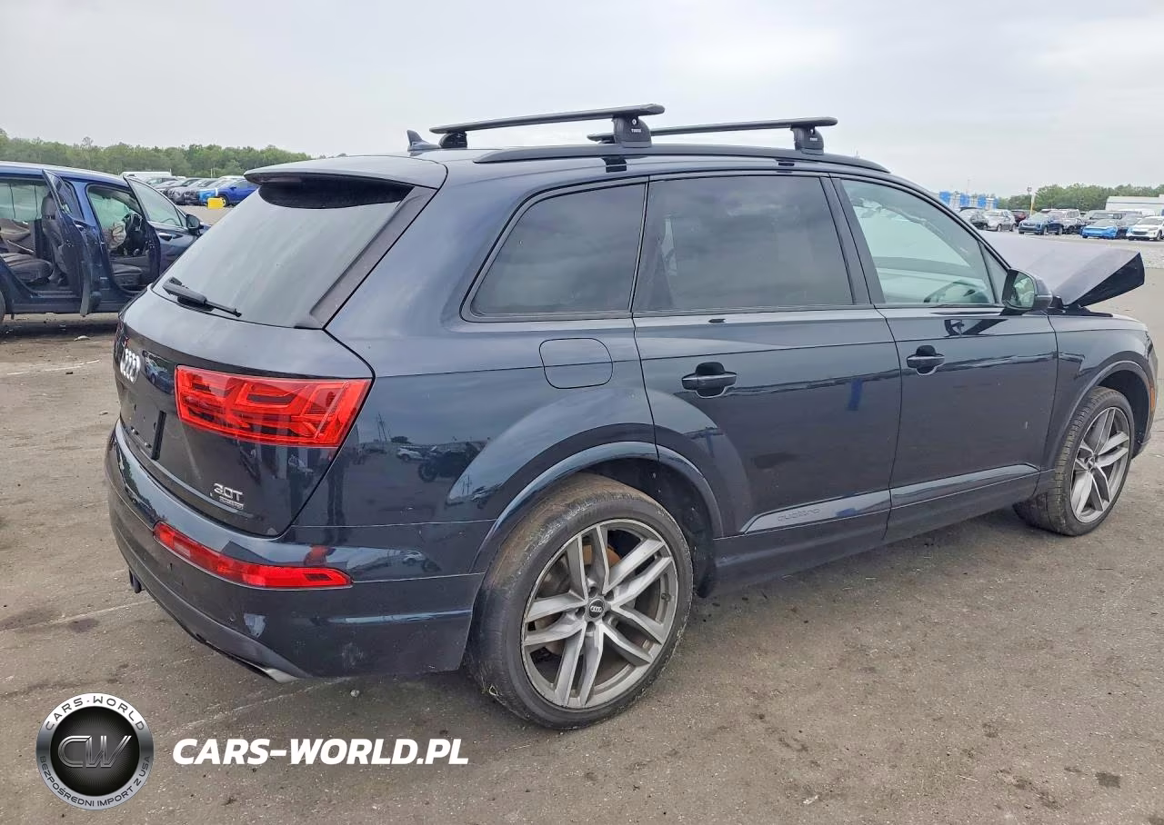 2017 Audi Q7 Prestige VIN:WA1VAAF7XHD035852 - 3