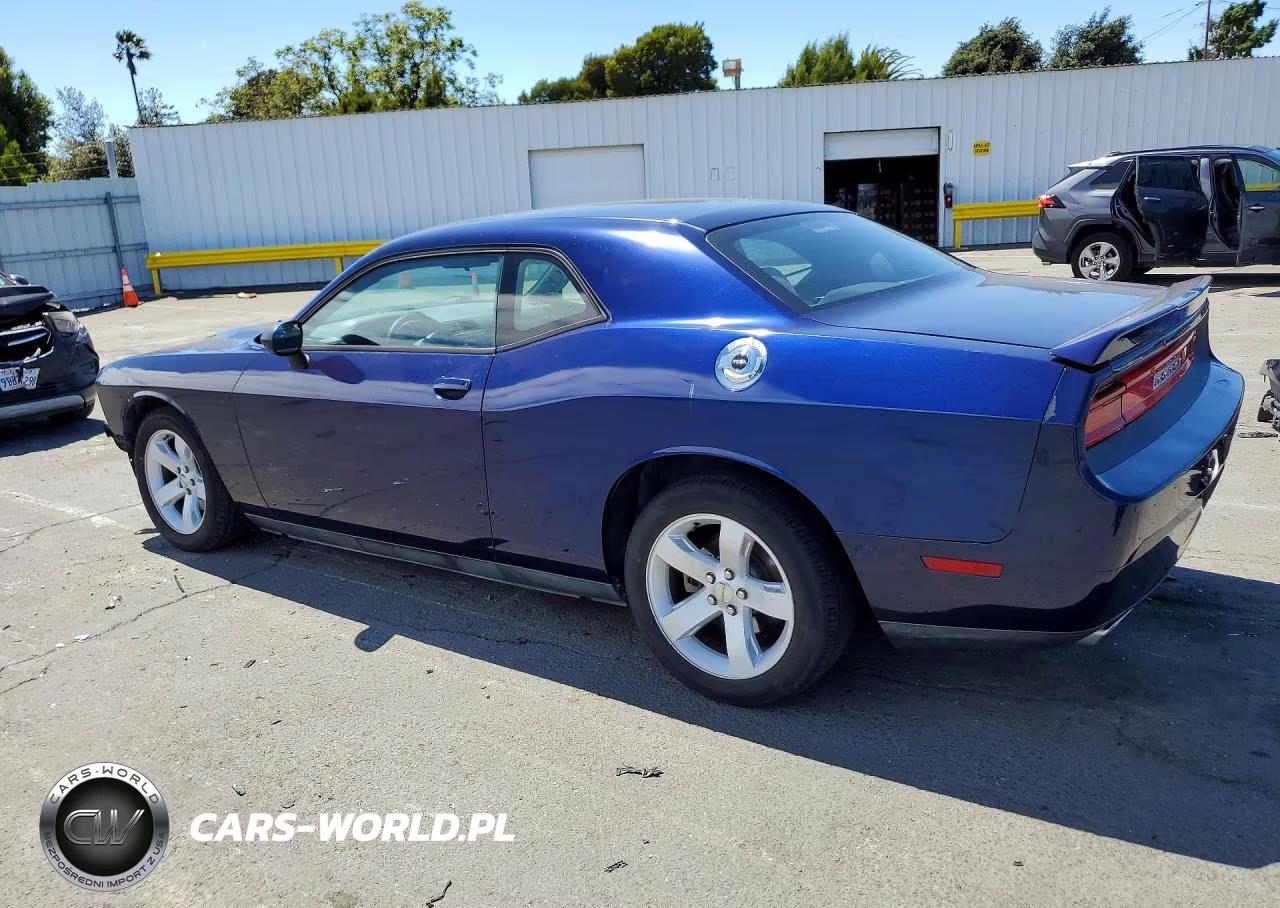 2013 Dodge Challenger Sxt VIN:2C3CDYAG9DH676190 - 2