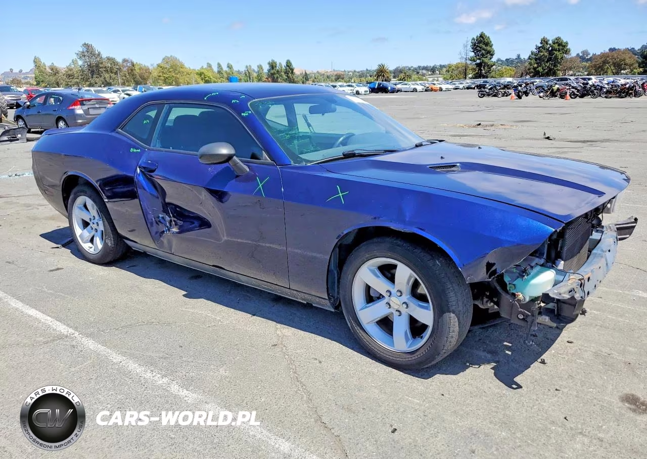 2013 Dodge Challenger Sxt VIN:2C3CDYAG9DH676190 - 4