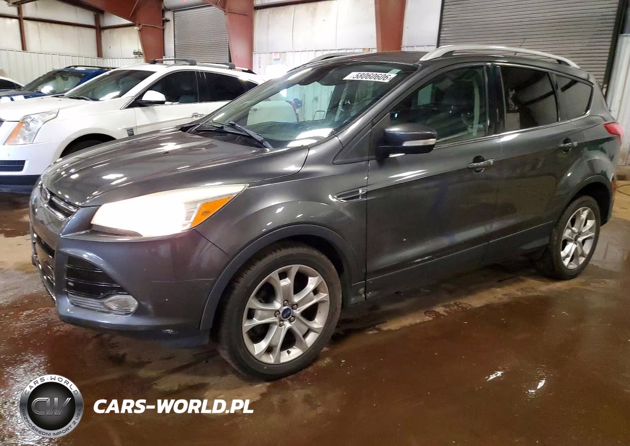 2016 Ford Escape Titanium – zdjęcie 1 z 13