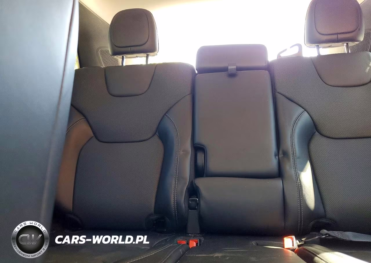 2019 Jeep Cherokee Limited VIN:1C4PJMDX5KD480977 - 10