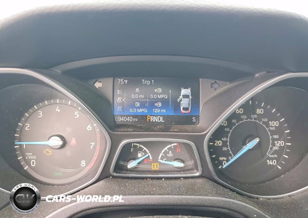 2016 Ford Focus Se VIN:1FADP3F21GL323544 - 9