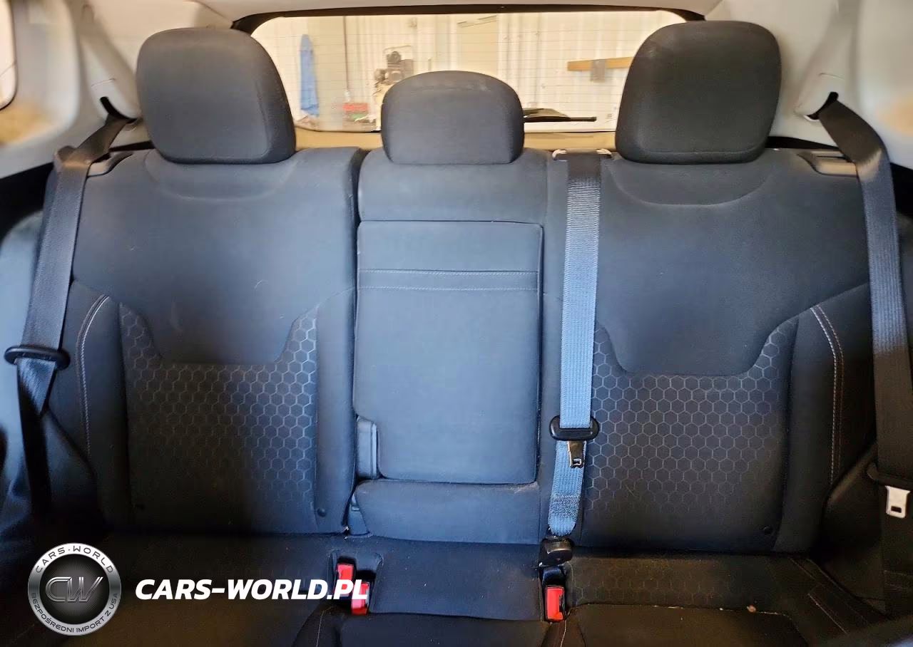2018 Jeep Compass Sport VIN:3C4NJDAB8JT147911 - 10