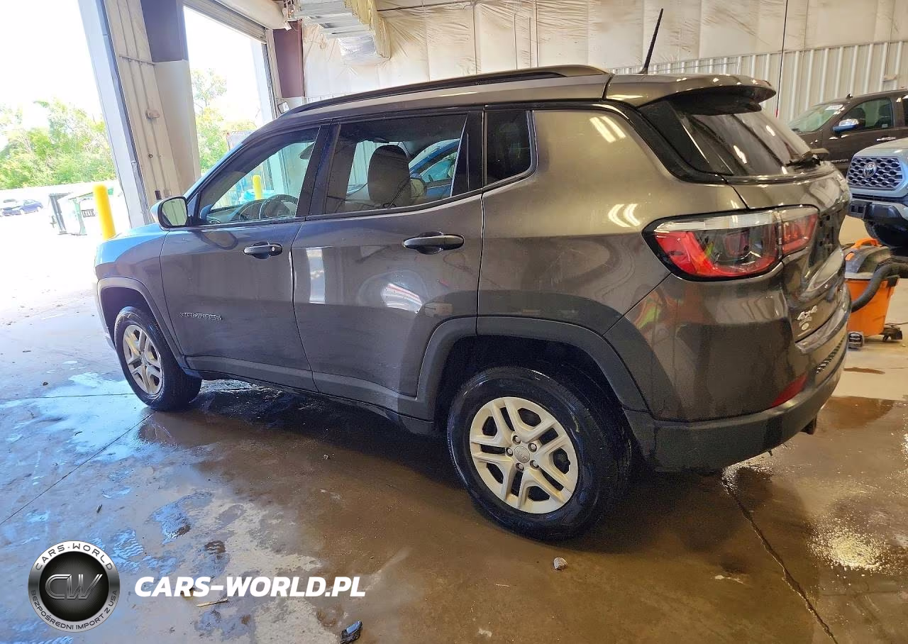 2018 Jeep Compass Sport VIN:3C4NJDAB8JT147911 - 2