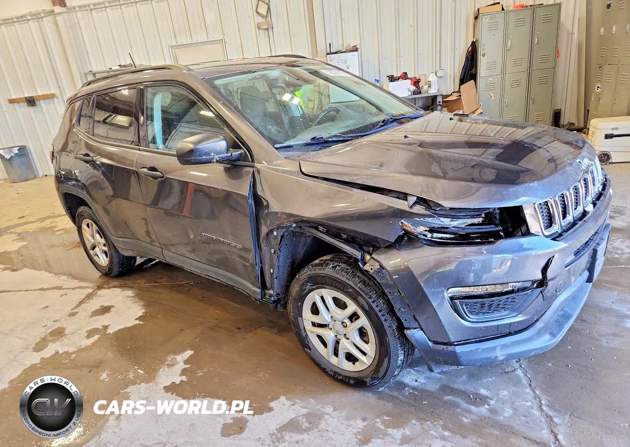 2018 Jeep Compass Sport VIN:3C4NJDAB8JT147911 - 4