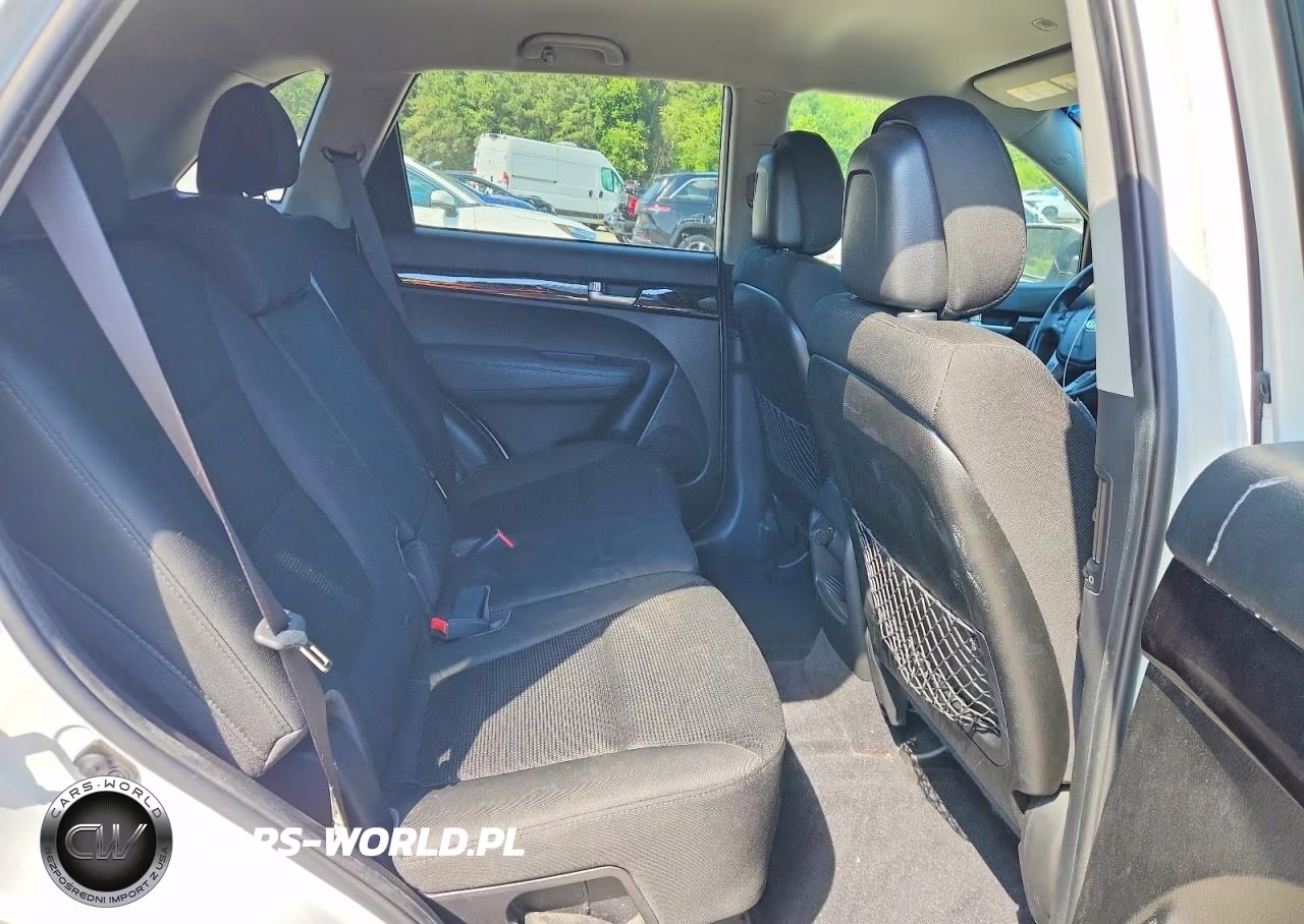 2015 Kia Sorento Lx VIN:5XYKT3A69FG564978 - 11