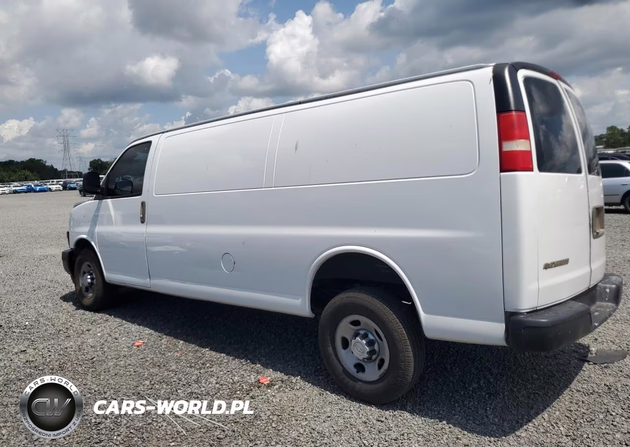 2018 Chevrolet Express G2500 VIN:1GCWGBFP4J1269491 - 2