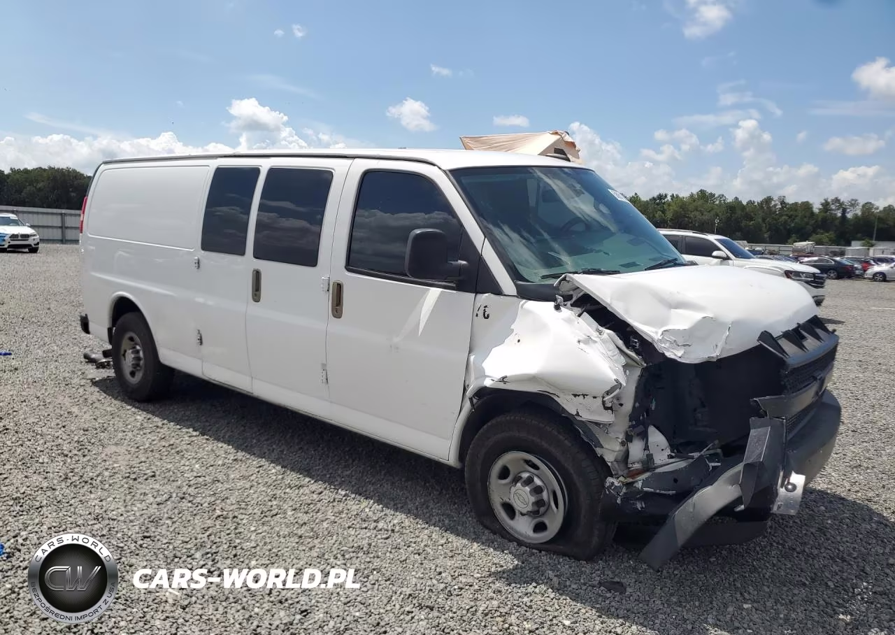 2018 Chevrolet Express G2500 VIN:1GCWGBFP4J1269491 - 4