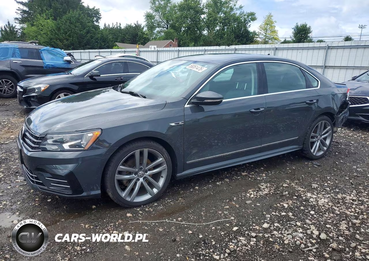 2017 Volkswagen Passat R-Line – zdjęcie 1 z 12