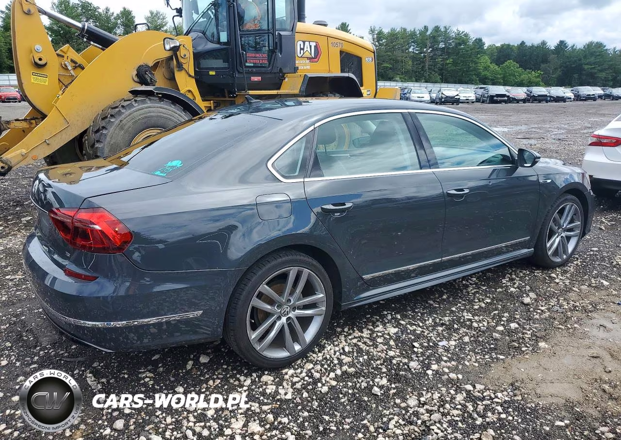 2017 Volkswagen Passat R-Line VIN:1VWDT7A36HC046269 - 3