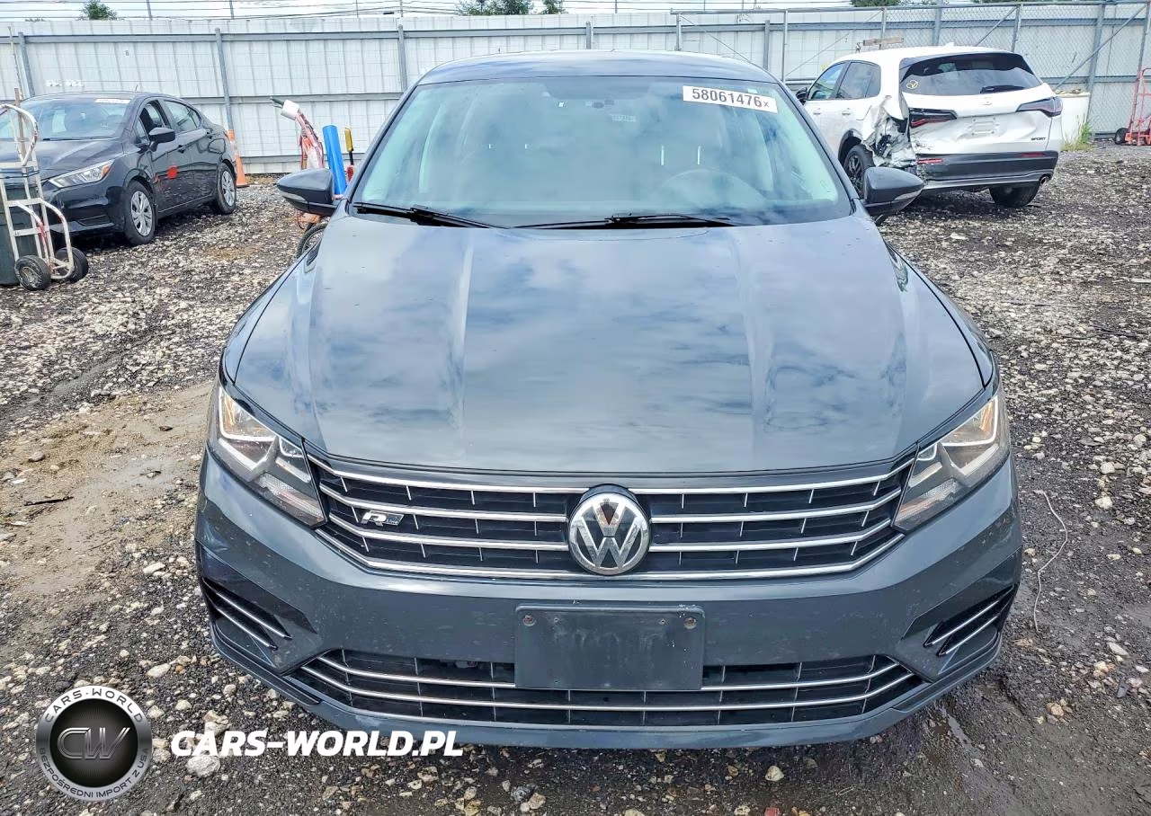 2017 Volkswagen Passat R-Line VIN:1VWDT7A36HC046269 - 5
