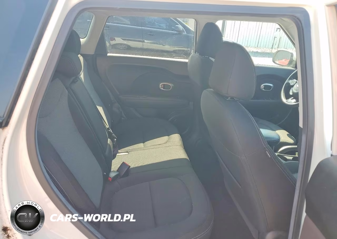 2019 Kia Soul + VIN:KNDJP3A57K7665628 - 10