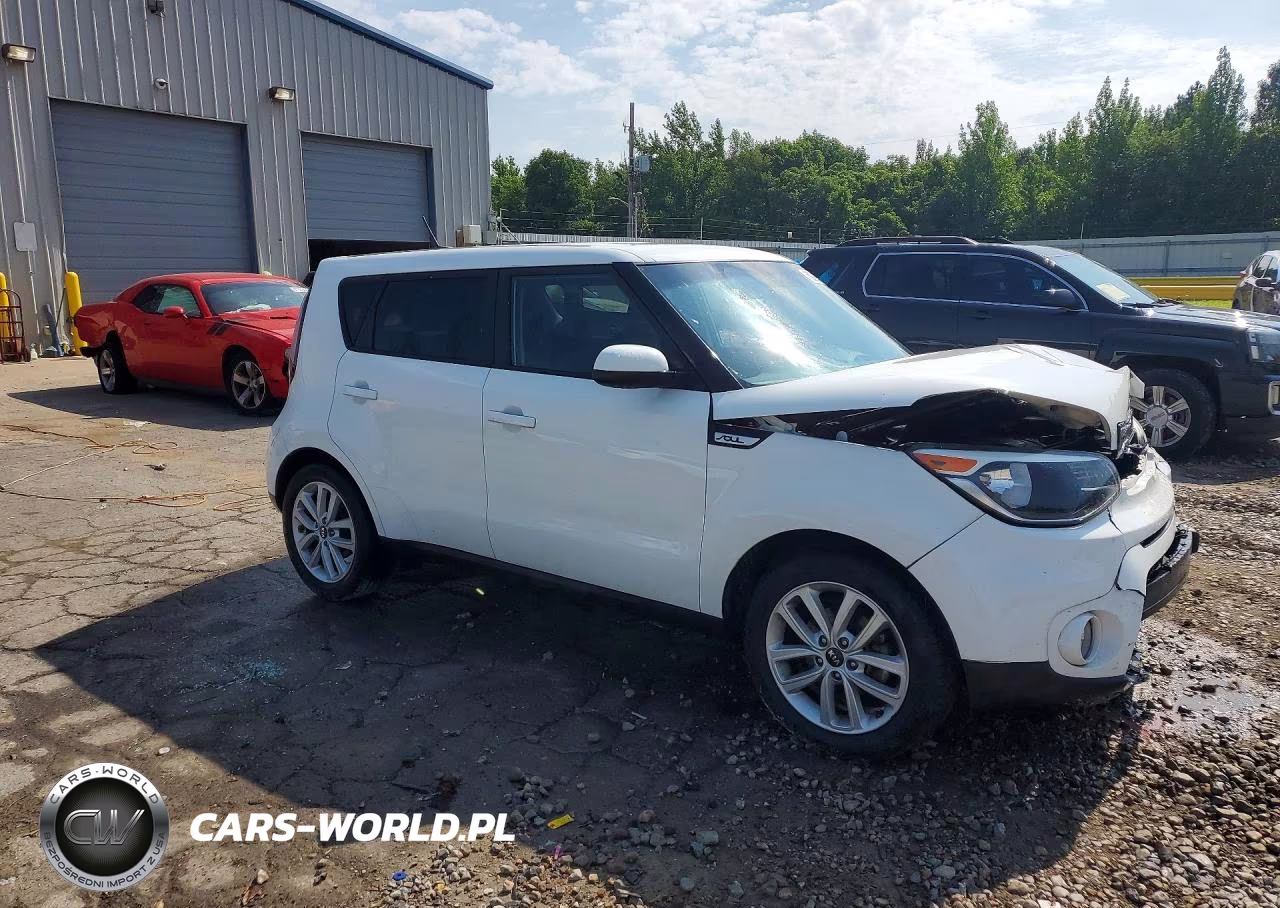 2019 Kia Soul + VIN:KNDJP3A57K7665628 - 4
