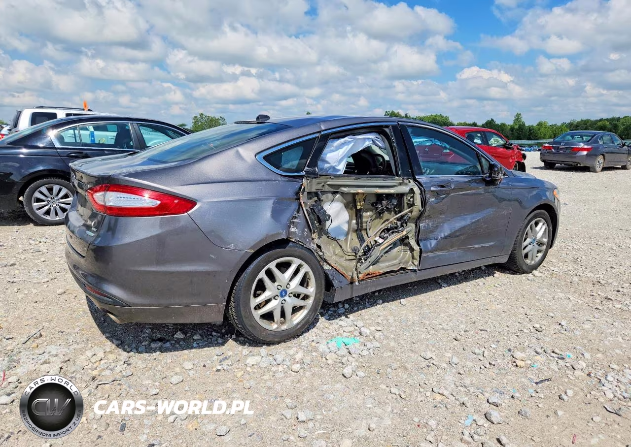 2013 Ford Fusion Se VIN:3FA6P0HR6DR347515 - 3