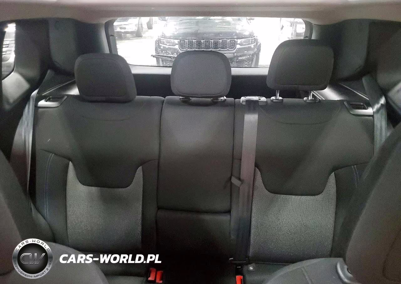 2021 Jeep Renegade Latitude VIN:ZACNJDBB7MPM96355 - 10