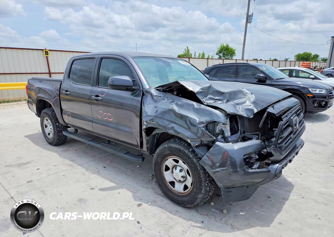2018 Toyota Tacoma Sr VIN:5TFAX5GN8JX110494 - 4