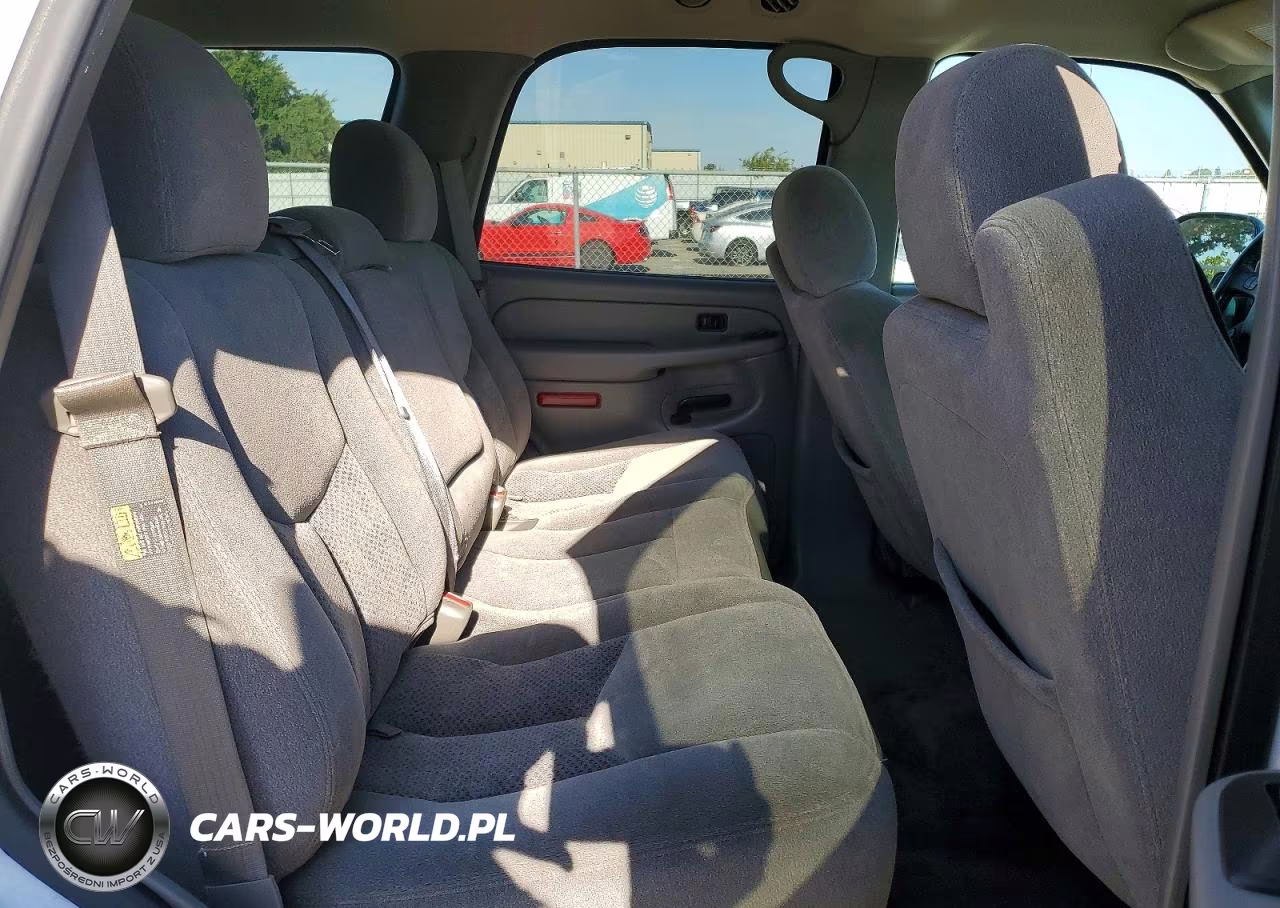 2005 Chevrolet Tahoe K1500 VIN:1GNEK13T85R197926 - 11