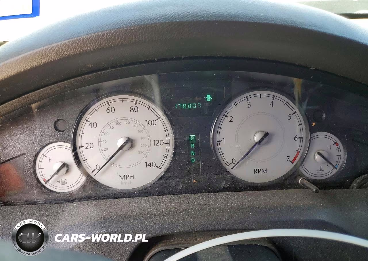 2006 Chrysler 300 Touring VIN:2C3KA53GX6H285455 - 9