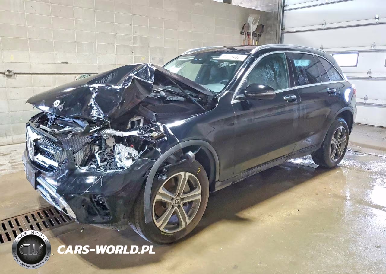 2022 Mercedes-Benz Glc 300 4Matic – zdjęcie 1 z 13