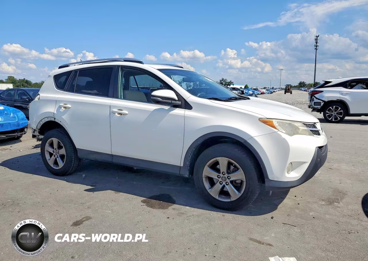 2015 Toyota Rav4 Xle VIN:JTMWFREV2FD049395 - 4