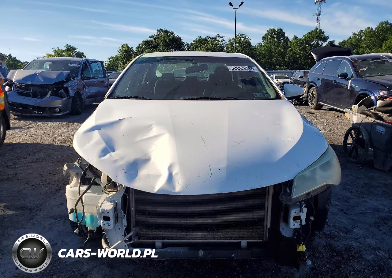 2017 Toyota Camry Le VIN:4T1BF1FK8HU333469 - 5