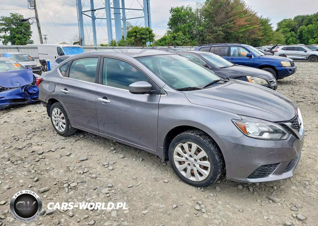 2017 Nissan Sentra S VIN:3N1AB7AP1HY322072 - 4