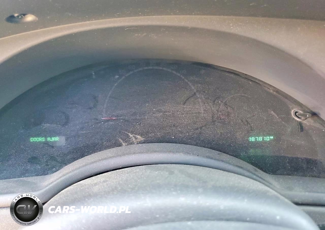 2004 Chrysler Pacifica VIN:2C8GF68434R175473 - 9