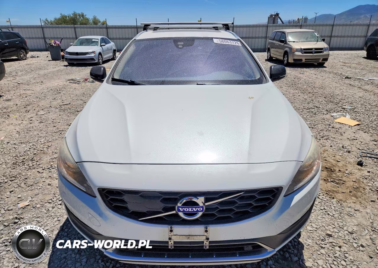 2016 Volvo V60 Cross Country Premier VIN:YV4612HK7G1003343 - 5