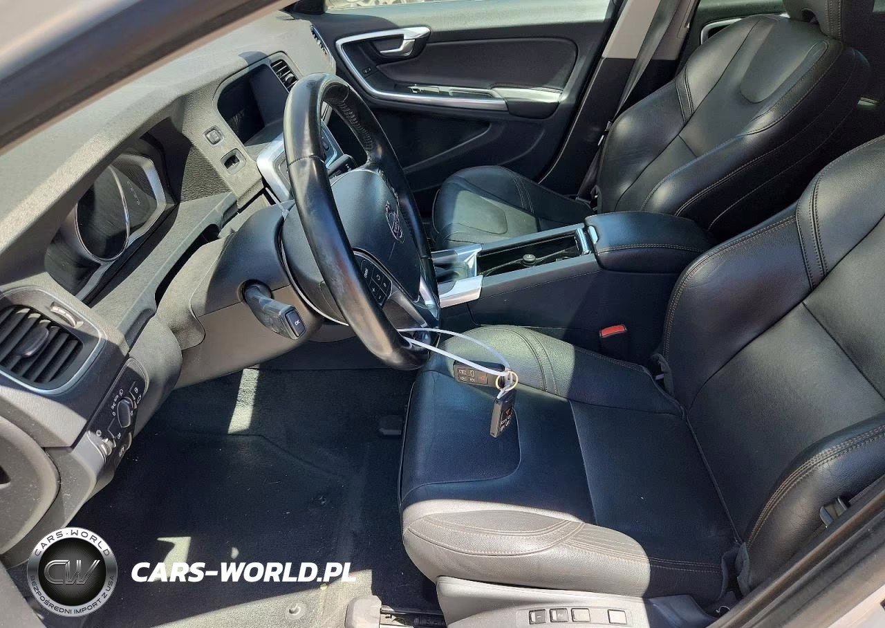 2016 Volvo V60 Cross Country Premier VIN:YV4612HK7G1003343 - 7