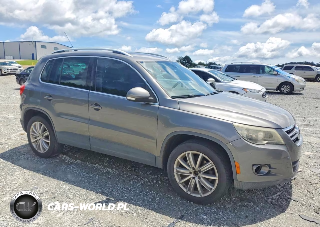 2009 Volkswagen Tiguan S VIN:WVGAV75N69W525945 - 4