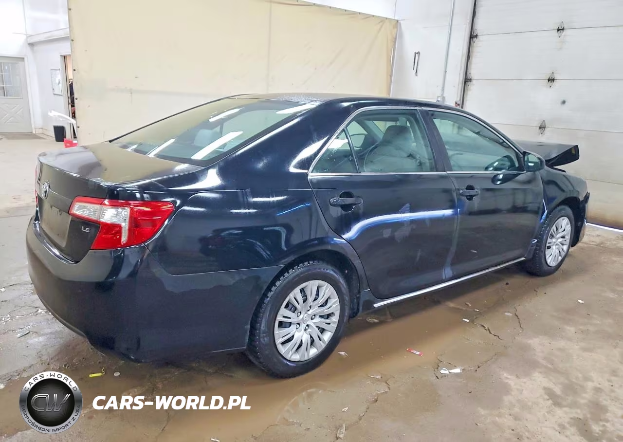 2013 Toyota Camry Le VIN:4T4BF1FK4DR335090 - 3