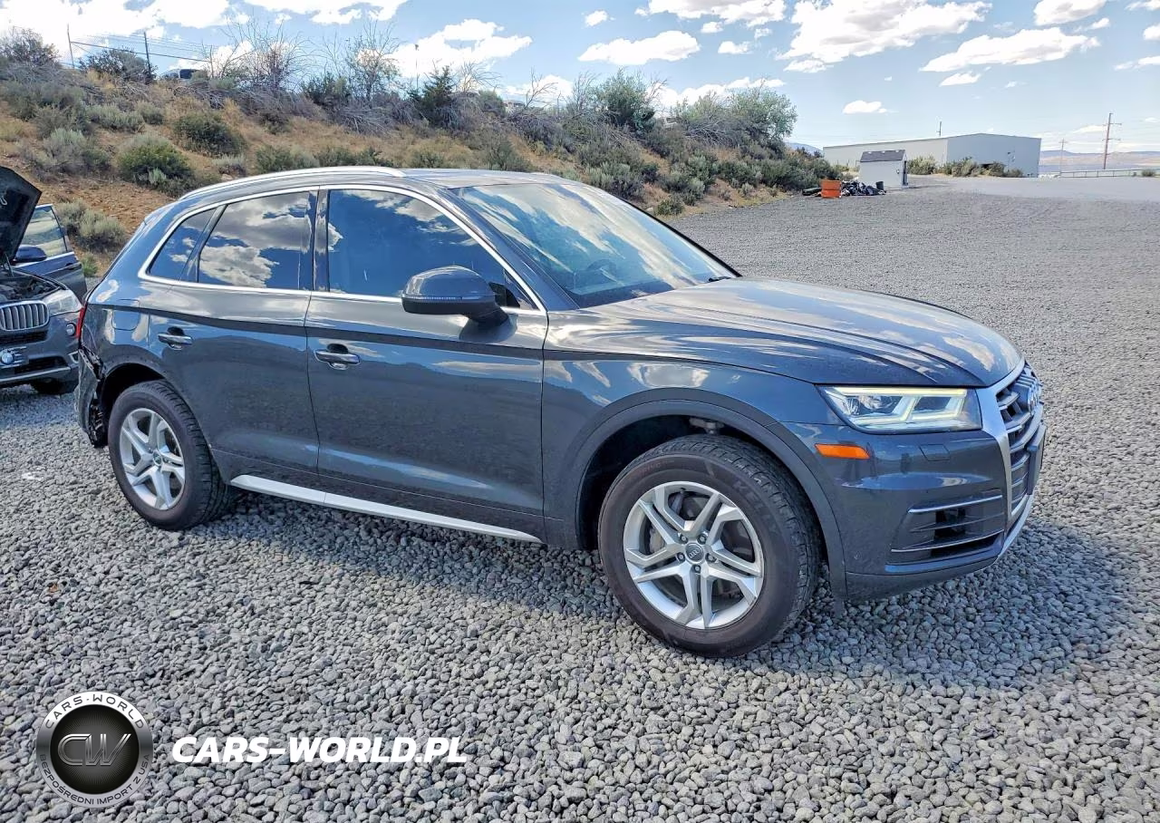 2018 Audi Q5 Premium Plus VIN:WA1BNAFYXJ2140411 - 4