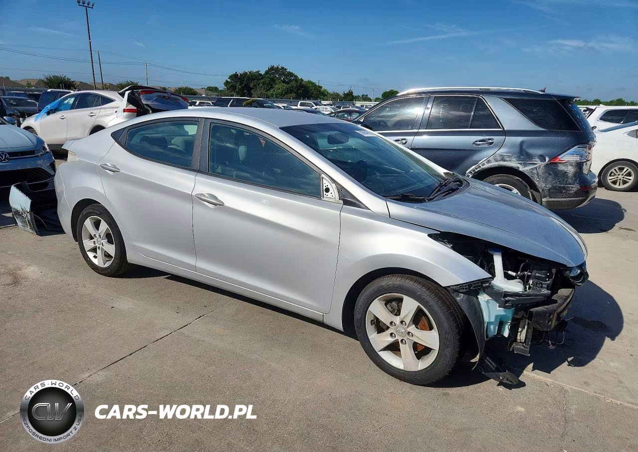 2012 Hyundai Elantra Gls VIN:KMHDH4AE3CU326041 - 4