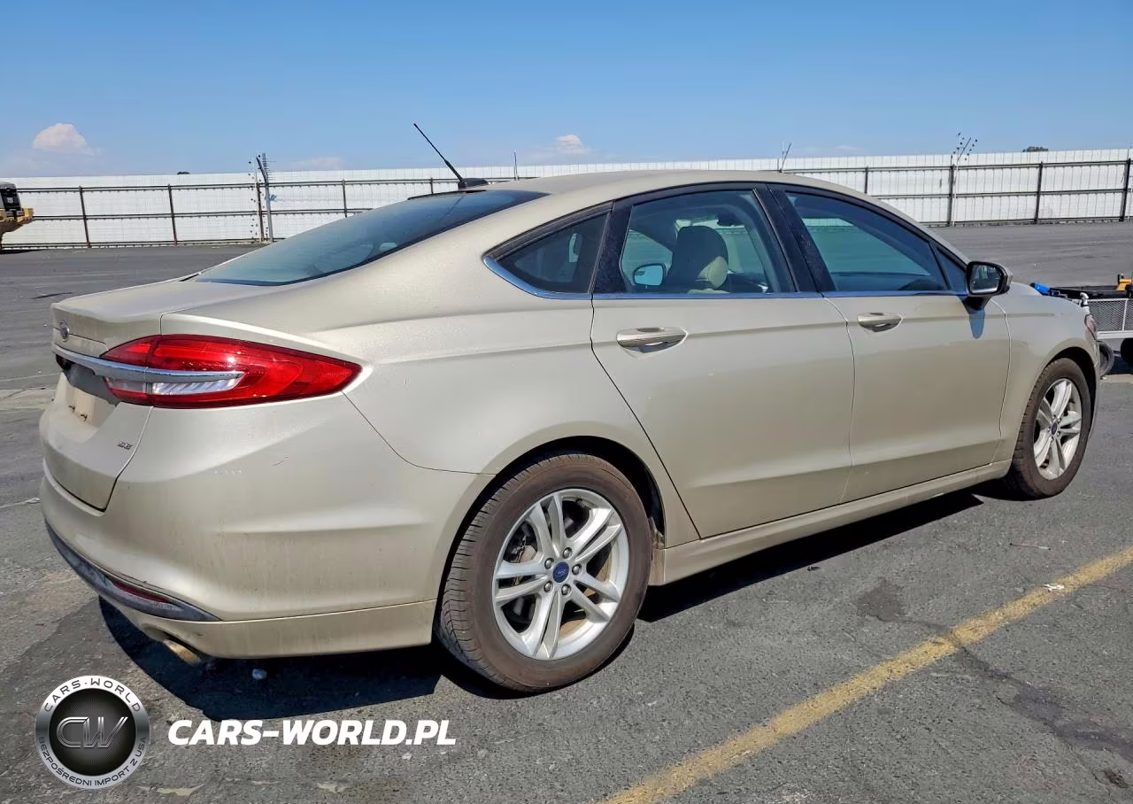 2018 Ford Fusion Se VIN:3FA6P0H70JR212721 - 3