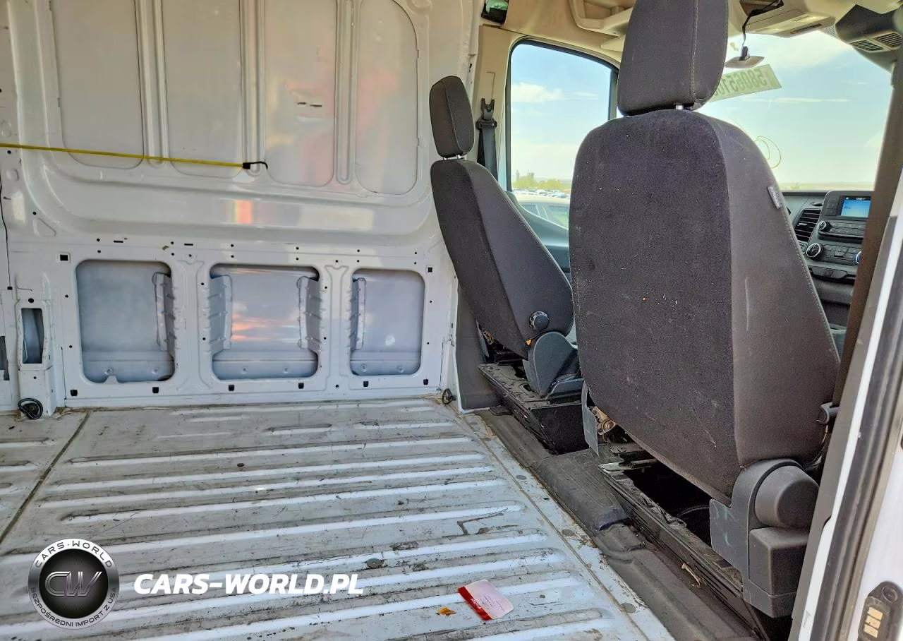 2022 Ford Transit T-150 VIN:1FTYE1C82NKA45349 - 11