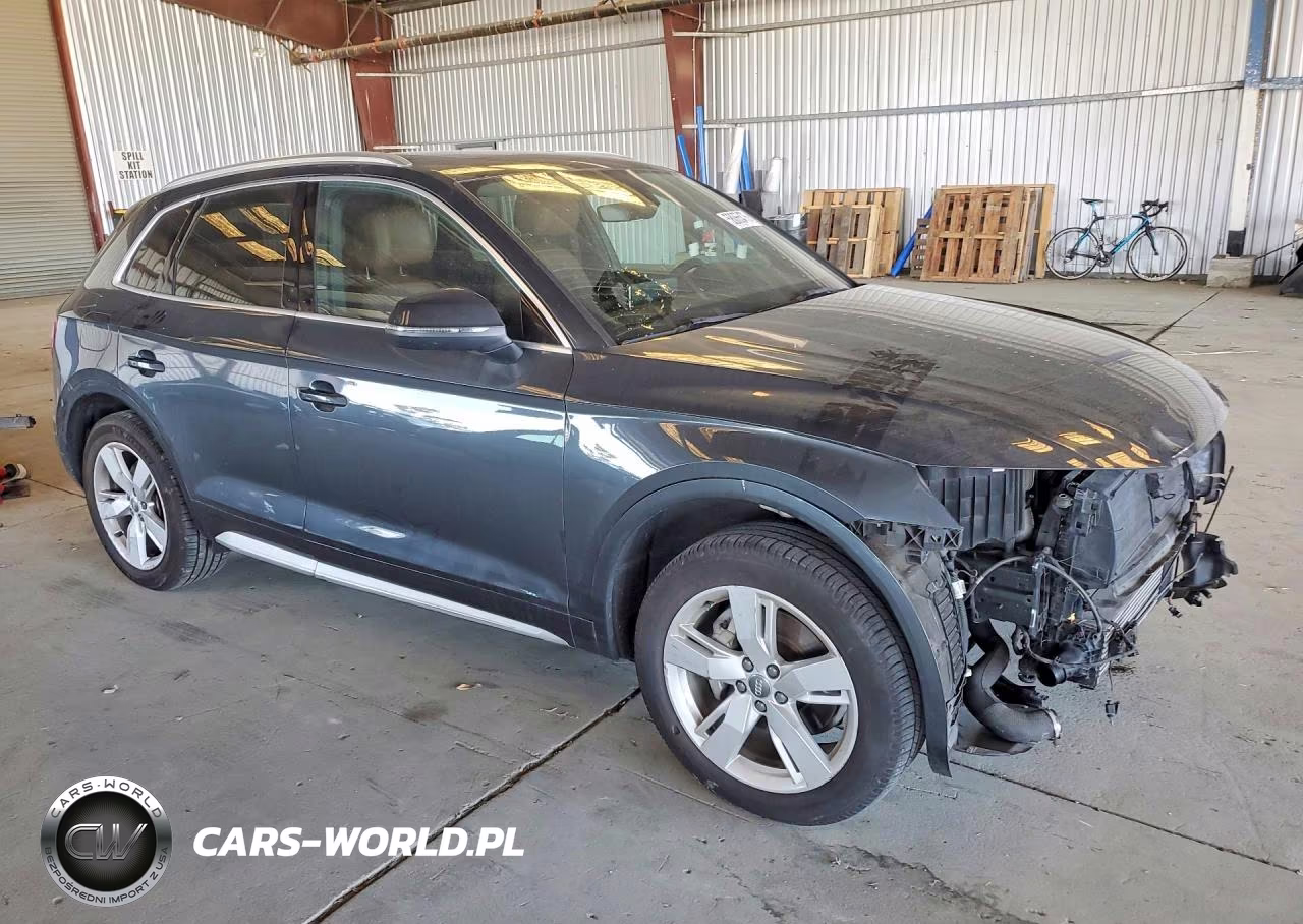2018 Audi Q5 Premium Plus VIN:WA1BNAFY8J2235632 - 4
