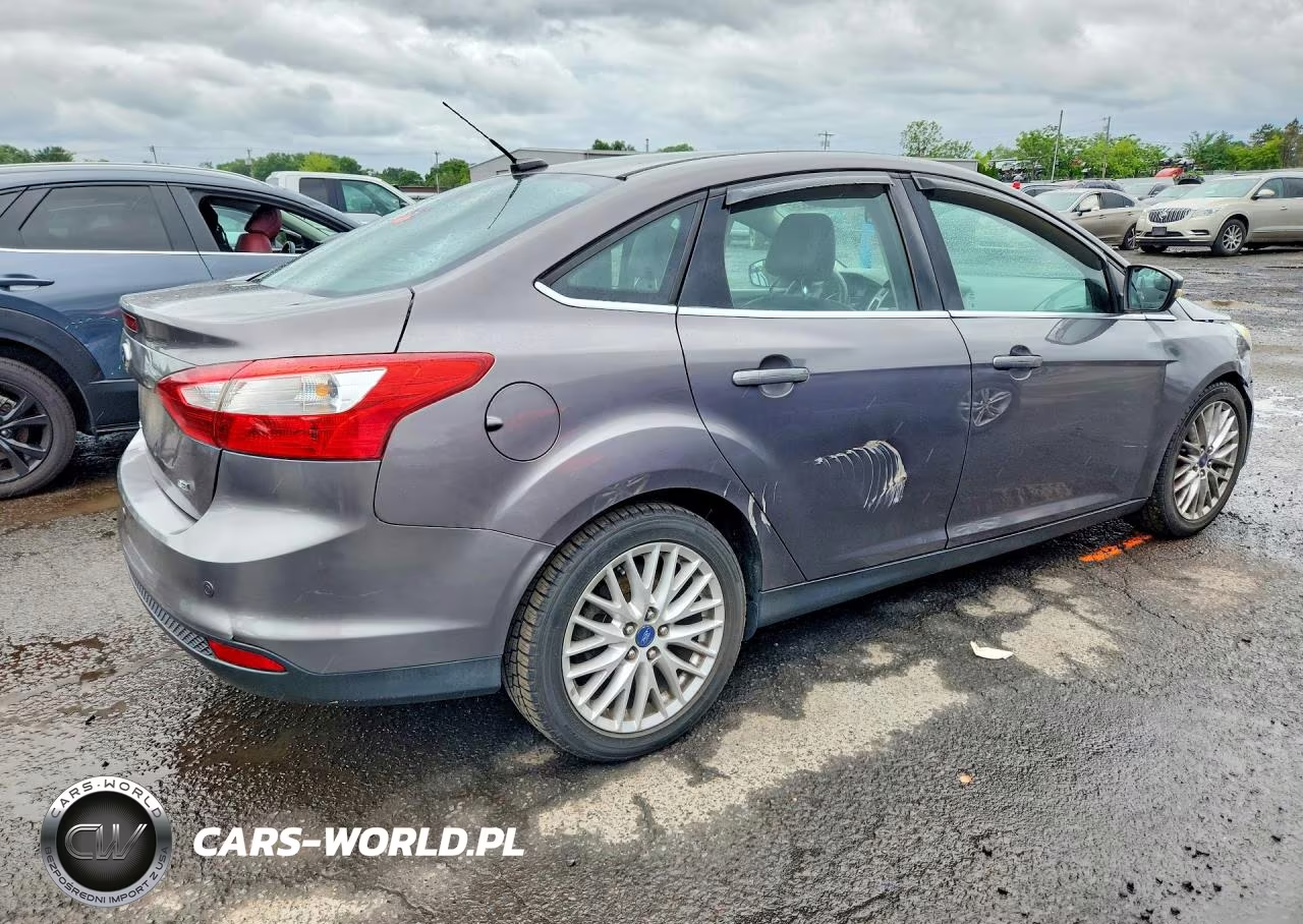 2012 Ford Focus Sel VIN:1FAHP3H20CL286981 - 3