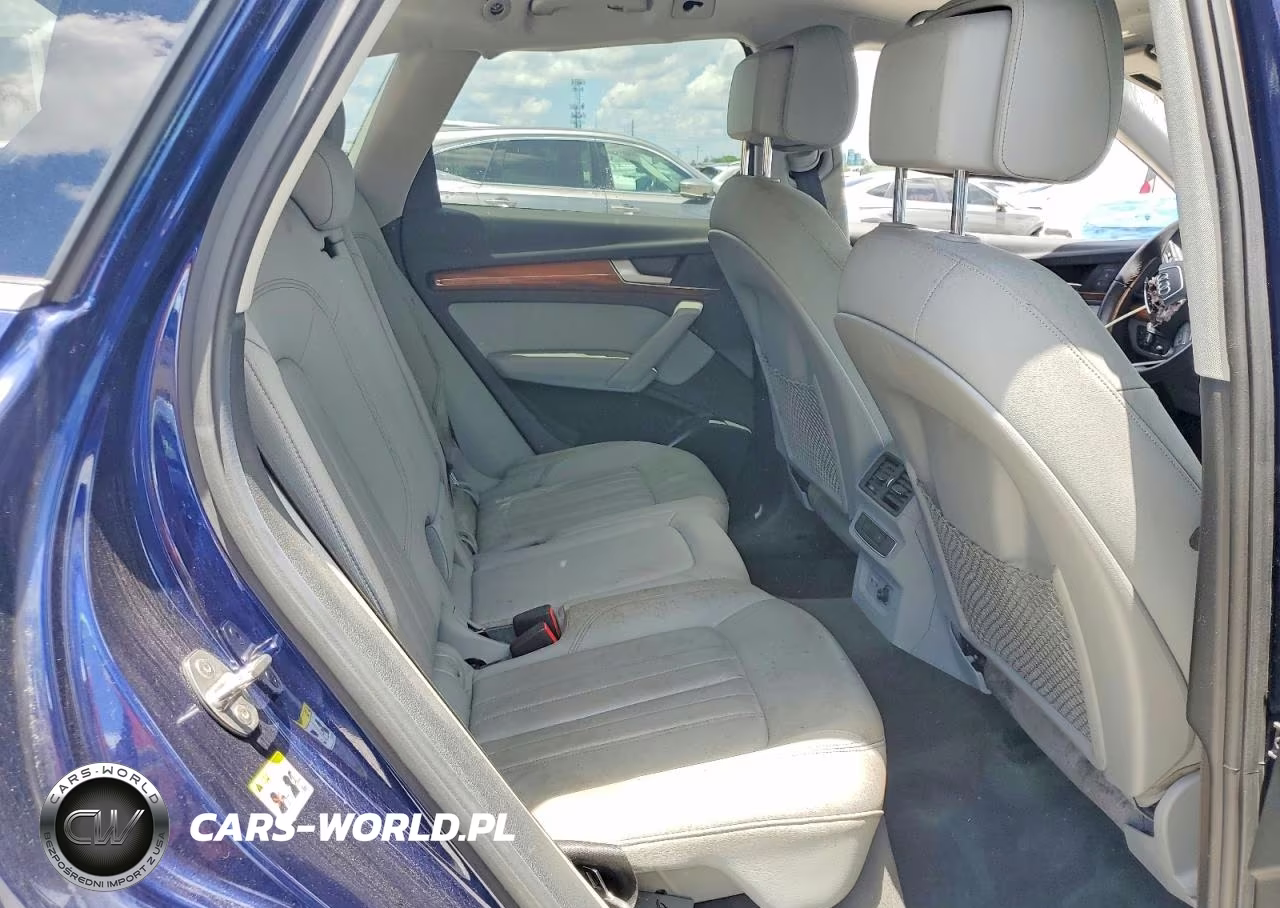 2021 Audi Q5 Premium VIN:WA1AAAFY4M2102863 - 10